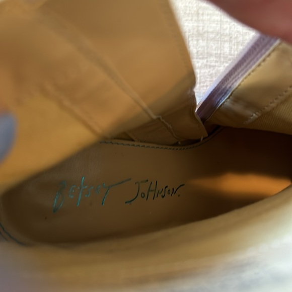 🦋🌙 BETSEY JOHNSON | Pink Rhinestone Ankle Booties - Picture 11 of 12